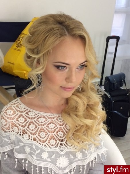 Blond Upięcie Kręcone Ślubne Długie Fryzury