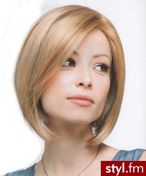 średnie blond - Średnie Fryzury
