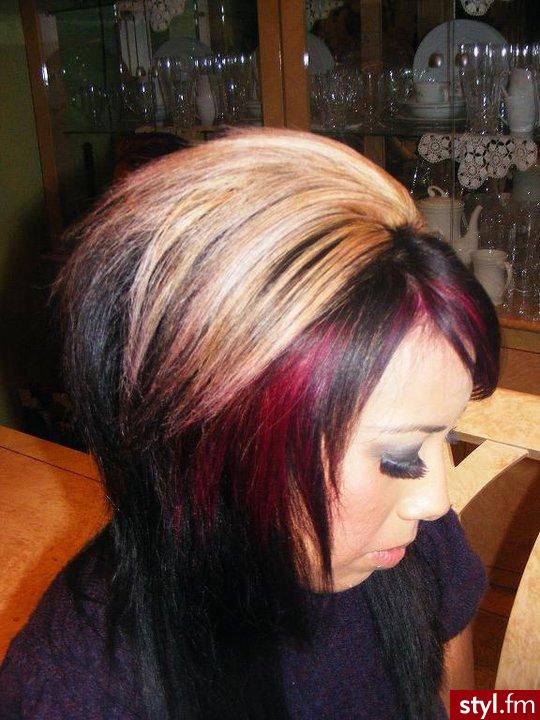 Kolorowe Rozpuszczone Proste Na co dzień Średnie Fryzury