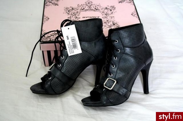 Szpilki Buty Moda