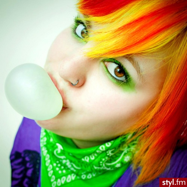 bubblebubble. - Średnie Fryzury