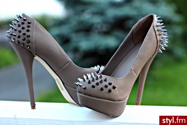 Szpilki Buty Moda
