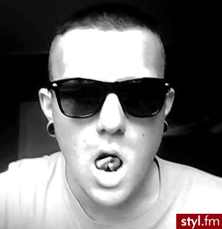 split tongue cudo nic nie trzeba dodawać <3 - Modyfikacje ciała