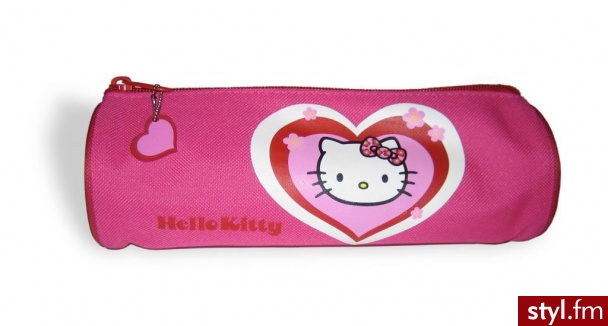 Piórnik Hello Kitty. Znalezione na allegro.
Piórnik Hello Kitty tuba.
Cena ok. 15 zł. - Misz-masz