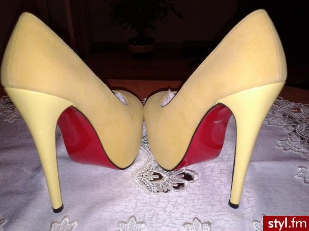 Szpilki Buty Moda