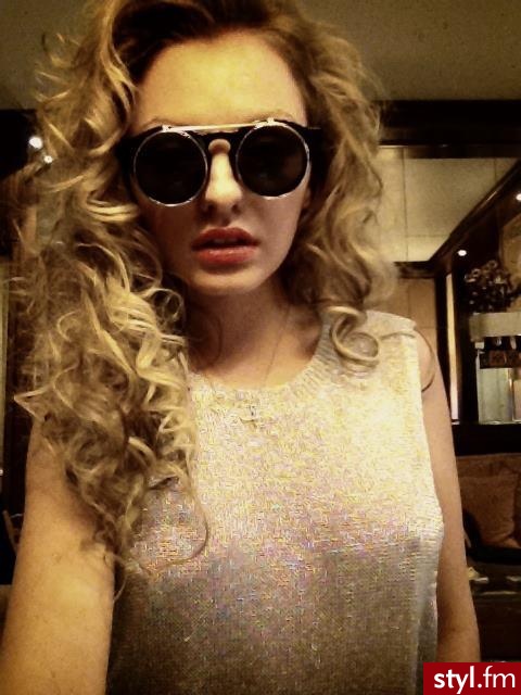 Blond Rozpuszczone Kręcone Na co dzień Długie Fryzury