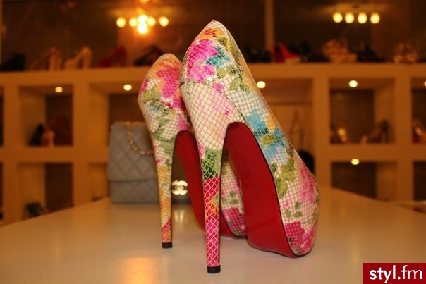 Szpilki Buty Moda