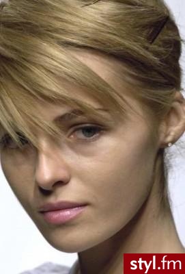 Średnie Fryzury