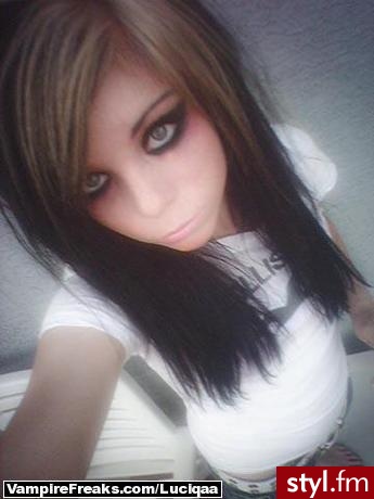 EMO Alternatywne Średnie Fryzury