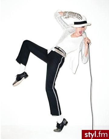Agyness Deyn wersja Michael Jackson 

6zdjęć - Moda uliczna Inne Moda
