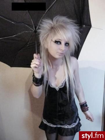 EMO Alternatywne Średnie Fryzury