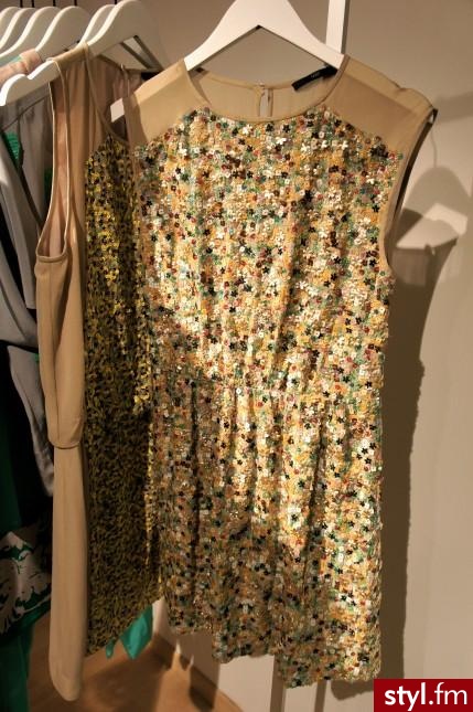 Sukienki Moda