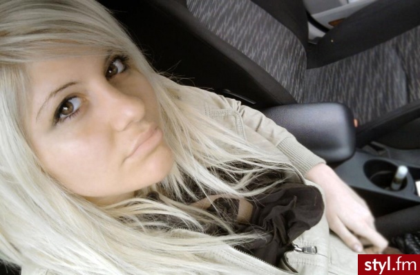 Średnie Fryzury