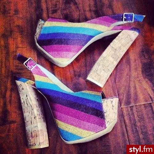 Pozostałe Buty Moda