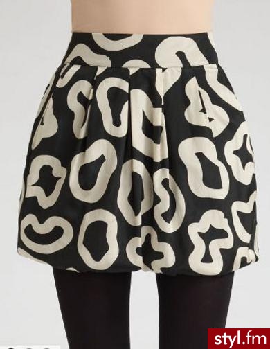 spódnica. Chloé
Jeżeli już jest proszę o link - Pozostałe Ciuchy Moda