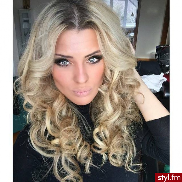 Blond Rozpuszczone Kręcone Na co dzień Długie Fryzury