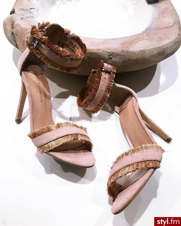 Szpilki Buty Moda