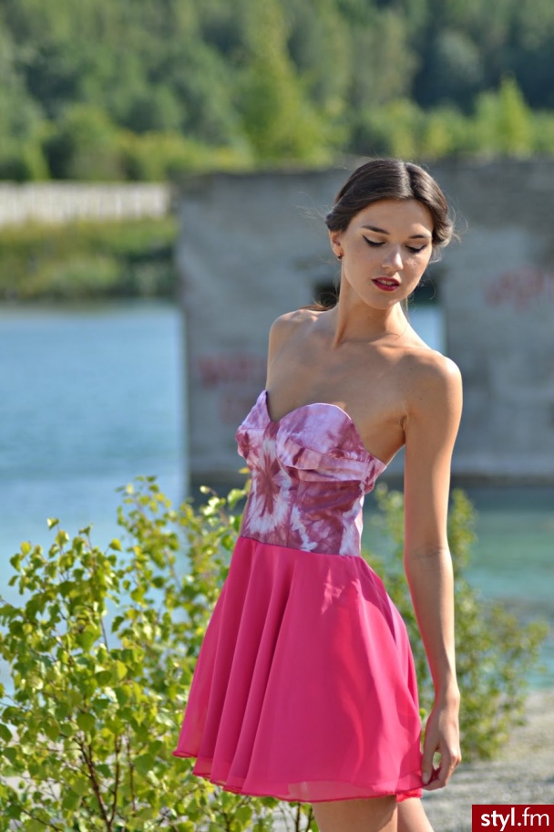 Wieczorowe Sukienki Moda