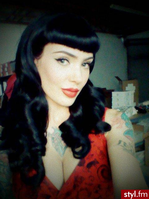 pin up - Wieczorowe Makijaże