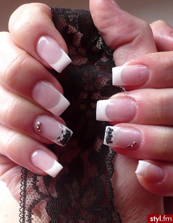 koronka french. http://nailsofdreams.blog.onet.pl/ - Paznokcie