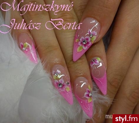 Paznokcie