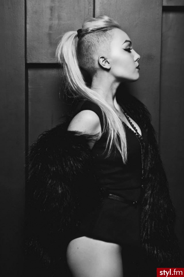 Blond EMO Alternatywne Długie Fryzury