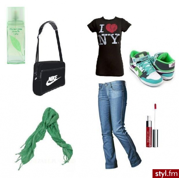 Spodnie,Szal Stradivardius;
Bluzka koszulki.com;
Buty,Torebka Nike;
Perfumy Elizabeth Arden; - Styler