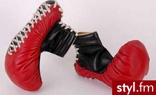 to są buty... ciekawy pomysł ? :DD ;) - Pozostałe Buty Moda