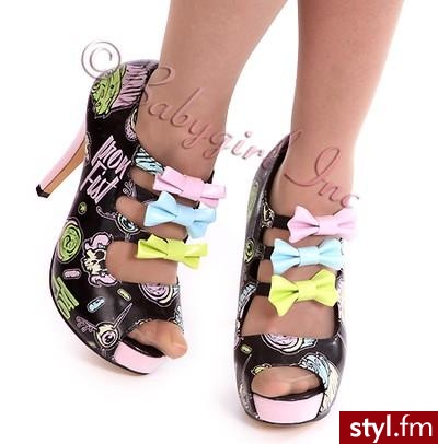 Pozostałe Buty Moda