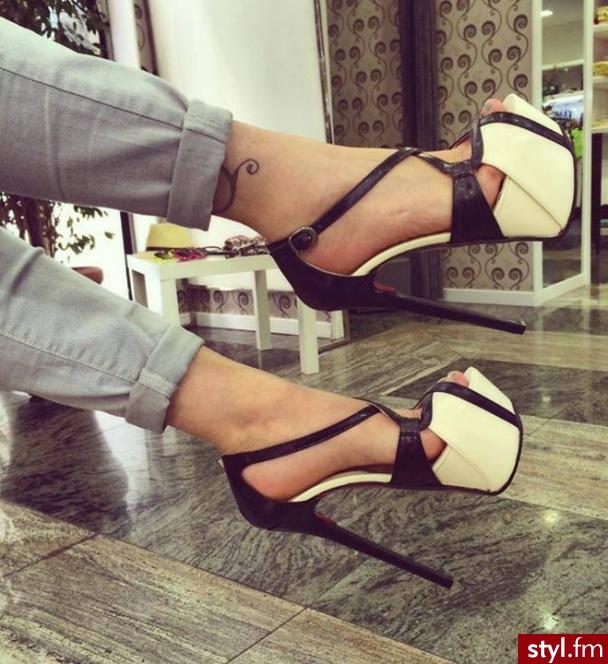 Szpilki Buty Moda