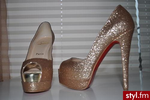 Szpilki Buty Moda