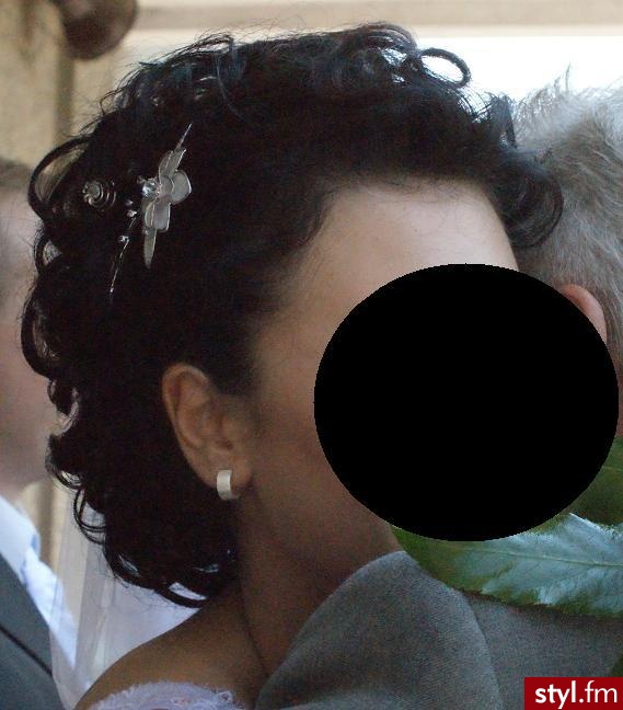 Ślubne Średnie Fryzury
