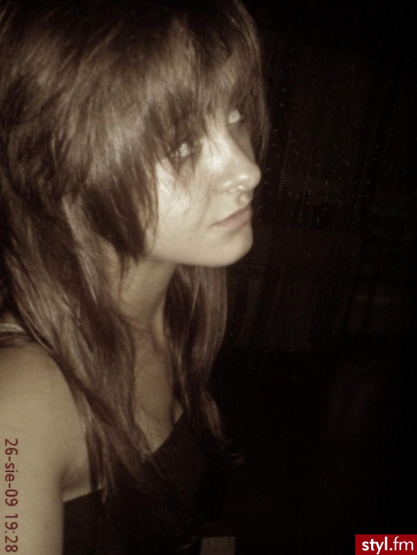 Średnie Fryzury