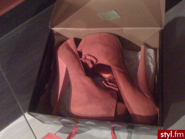 Szpilki Buty Moda