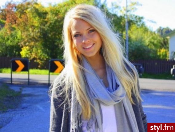 Blond Rozpuszczone Proste Na co dzień Długie Fryzury