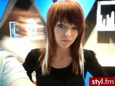 Średnie Fryzury