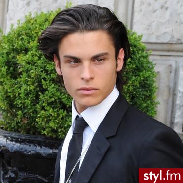 Baptiste Giabiconi

Facet jest niesamowity <3 - Misz-masz