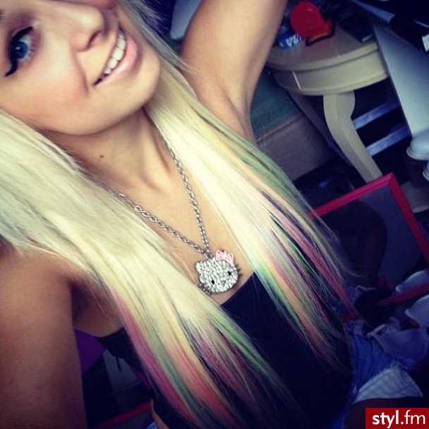 Blond Rozpuszczone Proste Na co dzień Długie Fryzury