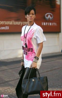 Rihanna In Chanel - Moda uliczna Inne Moda