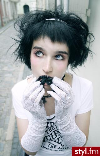 EMO Alternatywne Średnie Fryzury