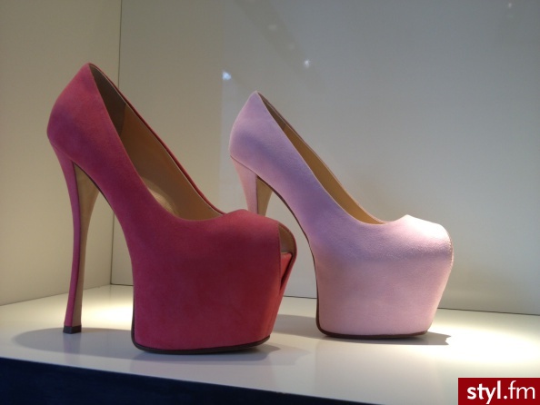 Szpilki Buty Moda
