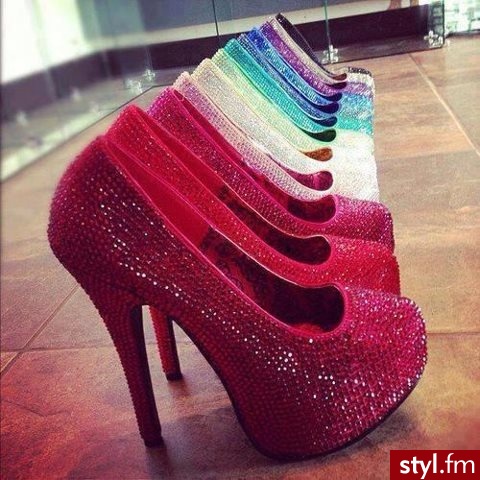 Szpilki Buty Moda