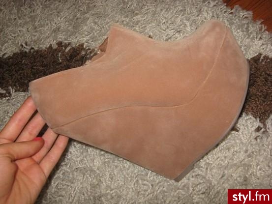 Pozostałe Buty Moda