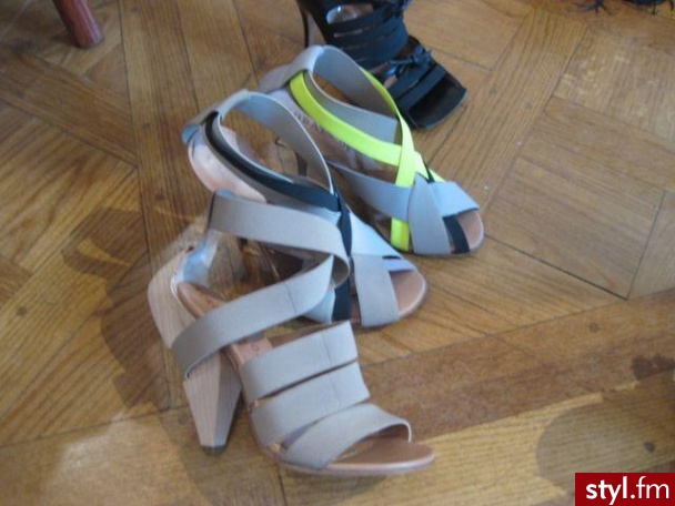 Pozostałe Buty Moda