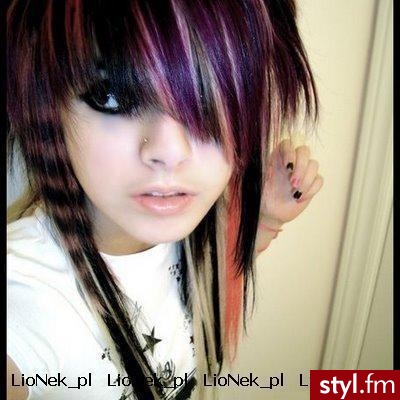EMO Alternatywne Średnie Fryzury