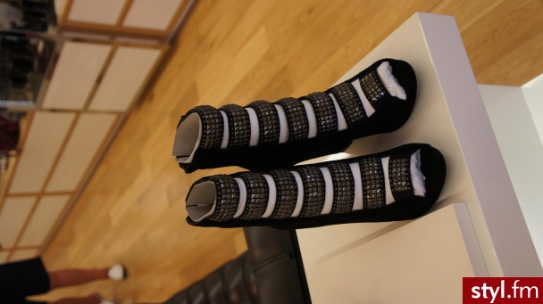 Pozostałe Buty Moda