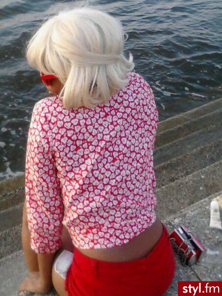 Blond Rozpuszczone Kręcone Na co dzień Średnie Fryzury