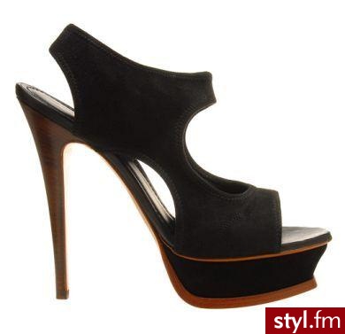 buty. Yves Saint Laurent
Jeżeli już jest proszę o link - Pozostałe Buty Moda
