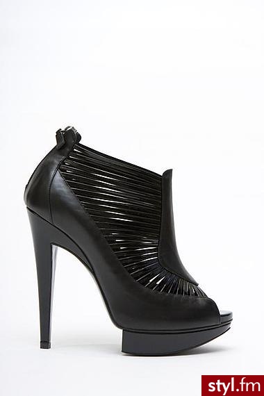 buty. Alberta Ferretti
Jeżeli już jest proszę o link - Pozostałe Buty Moda