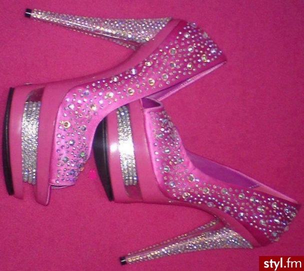 Szpilki Buty Moda